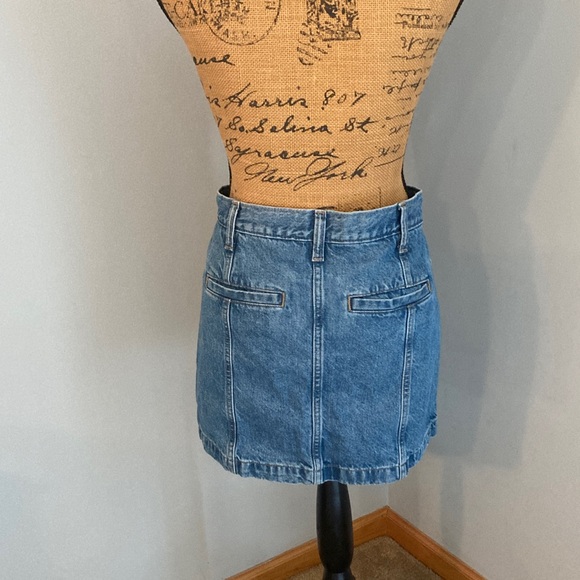 Gap Classic Blue Denim Mini Skirt Women Size 30 / 10 - Picture 3 of 9